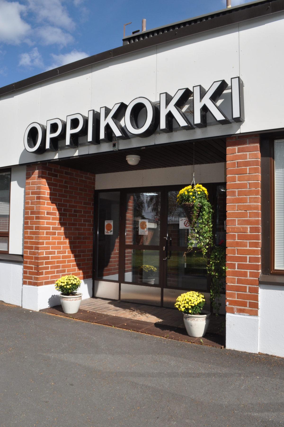 Opetusravintola Oppikokki sisäänkäynti