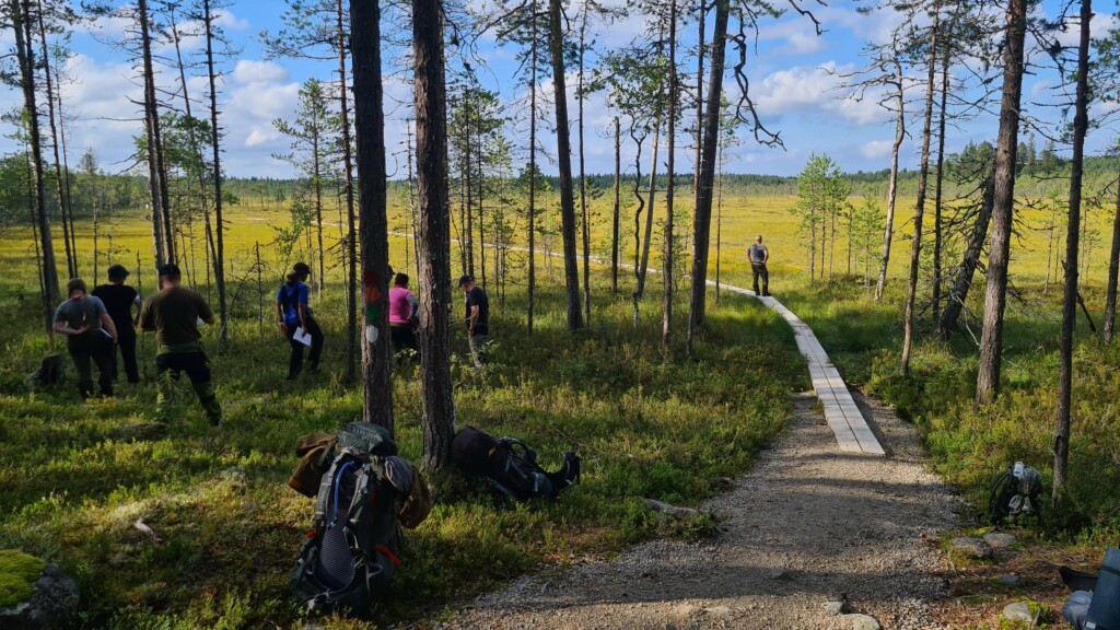 Eräopasopiskelijat retkeilevät Pyhä-Häkissä elokuussa 2023